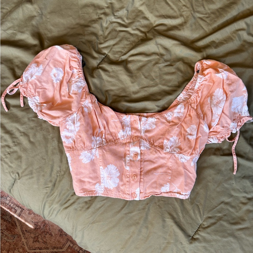 Forever 21 Peach Floral Puff Sleeve Top